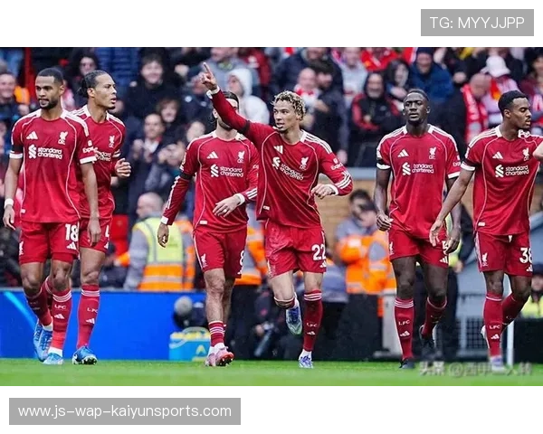 利物浦后防伤情缓解，球队迎来完整阵容，利物浦队史最强阵容
